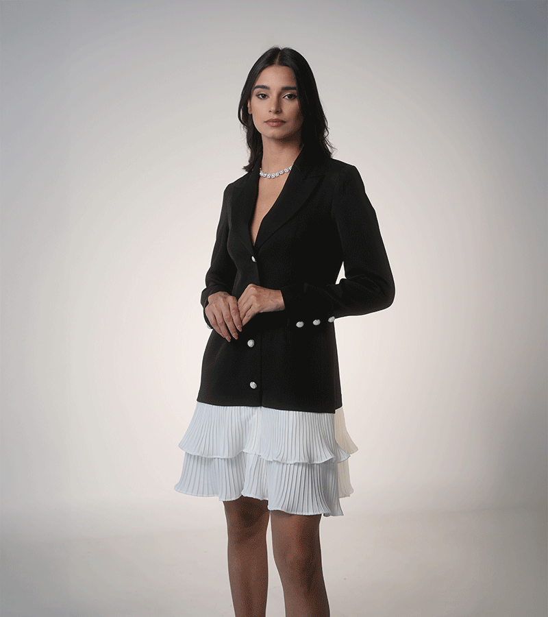 BLAZER DRESS. BALCK